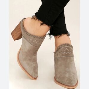 Euro By Sofft Womens Comfort Suede Clogs Mule Heels shoes sz 6.5M